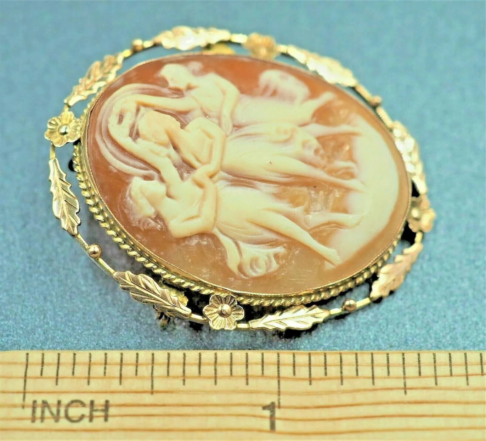 9ct Yellow Gold Shell Three Graces Cameo Brooch