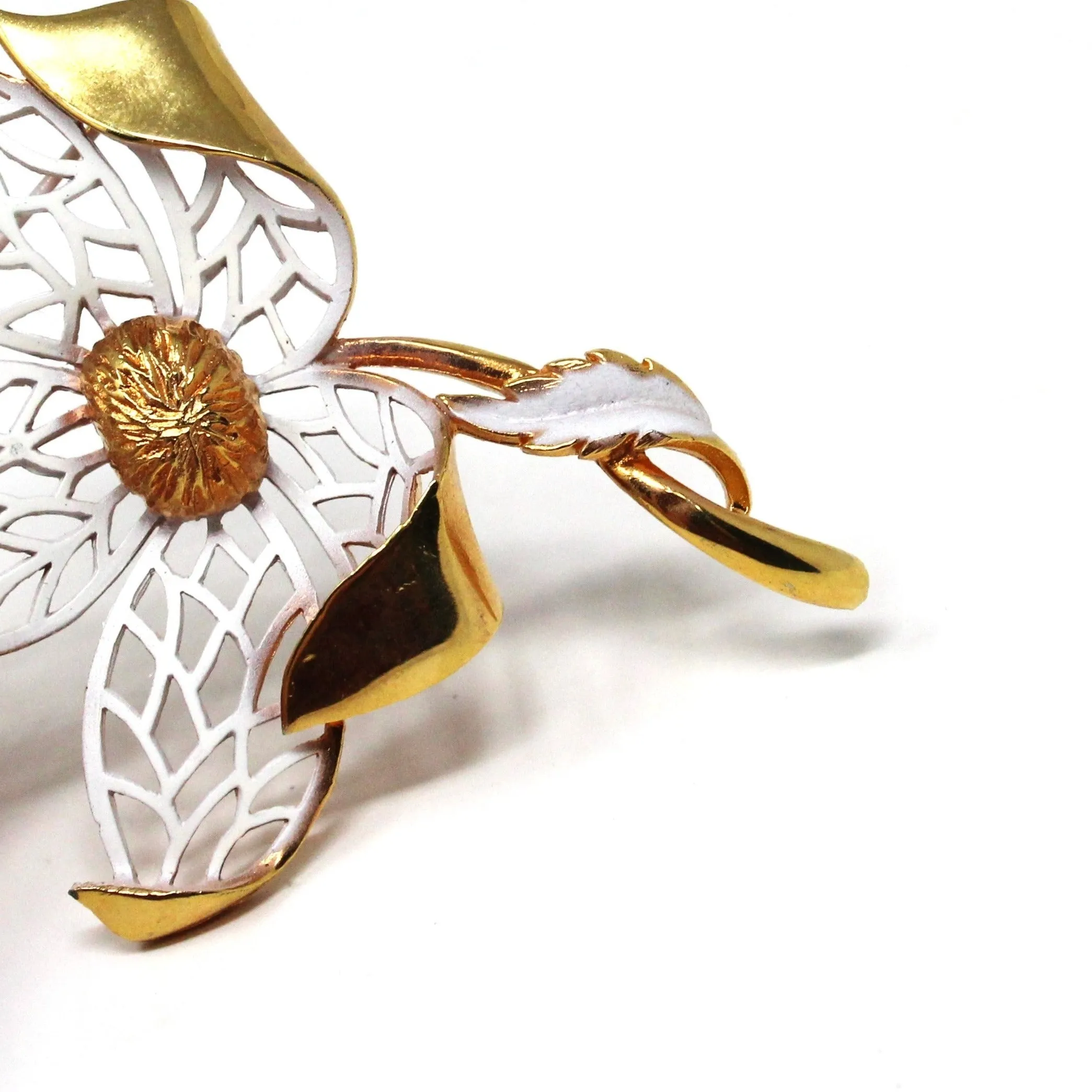 Brooch / Pin, White Enamel Flower Filigree on Gold Tone, Vintage