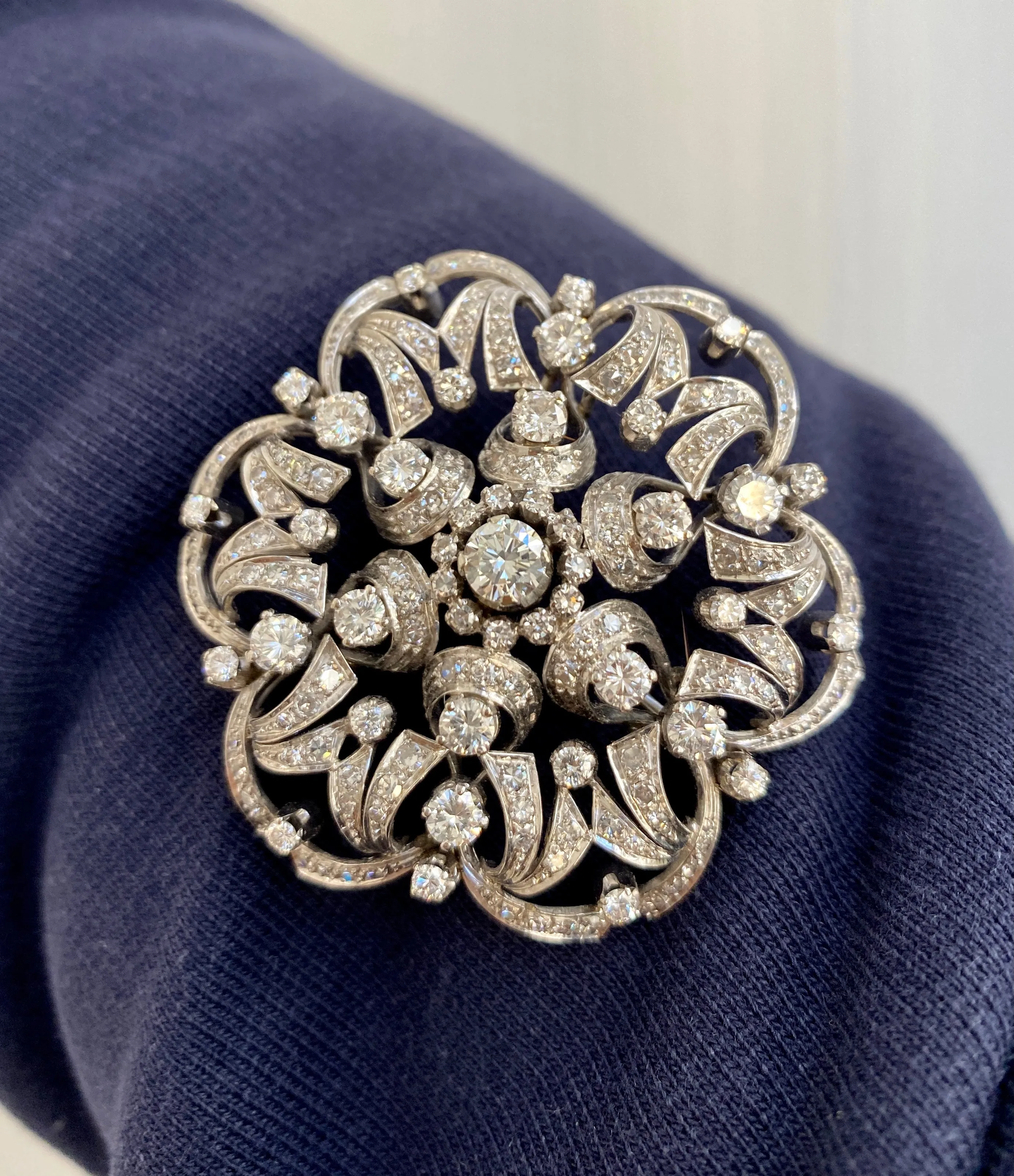 Estate Italian 5.50 Carat Diamond Gold Brooch