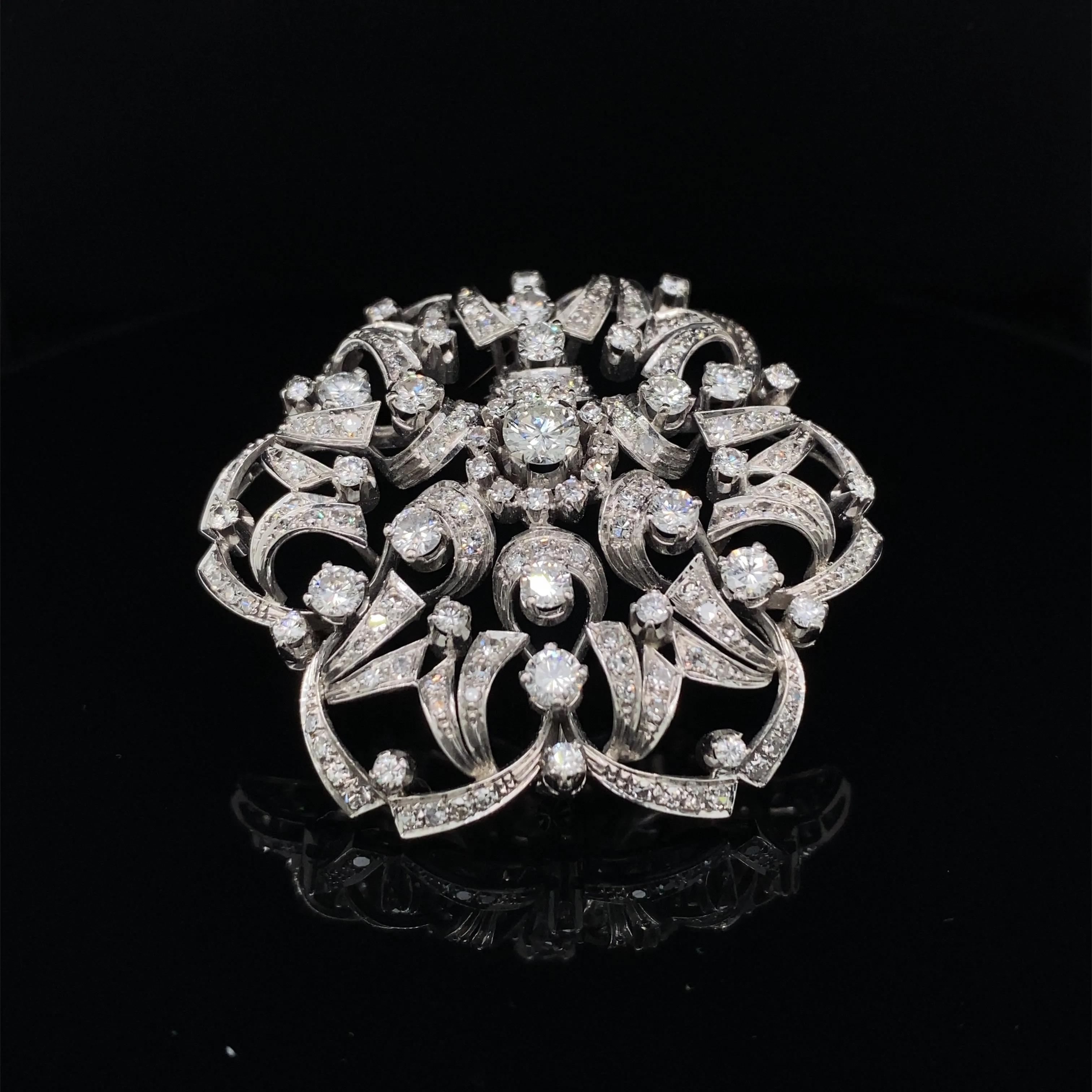 Estate Italian 5.50 Carat Diamond Gold Brooch