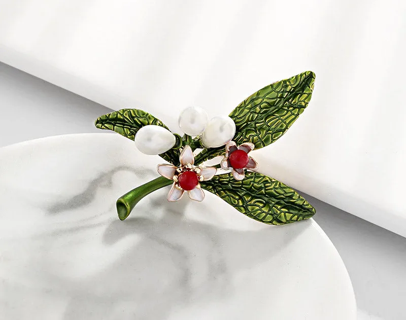 SB243 - Creative Flower Brooch