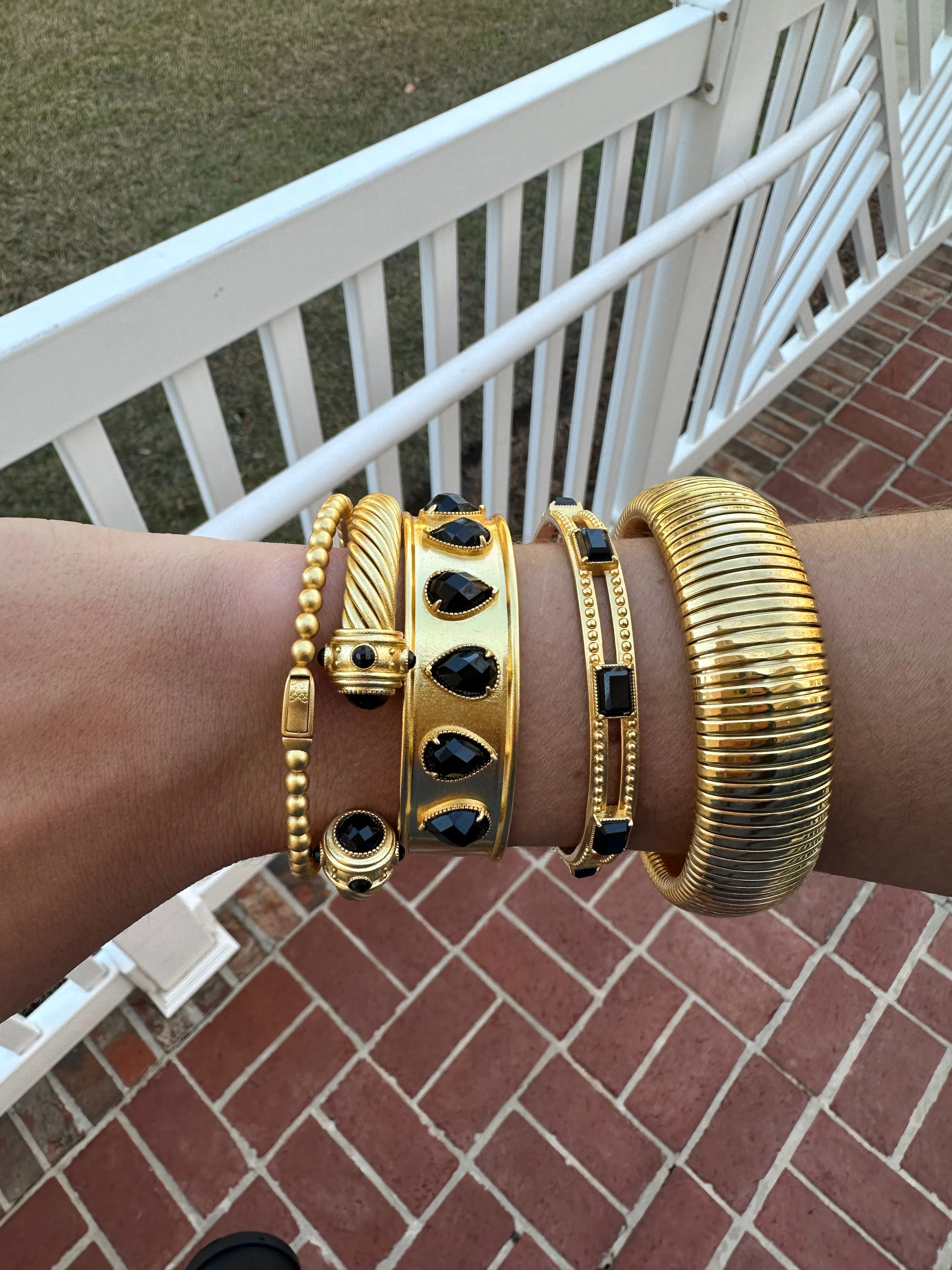 Stella Cuff