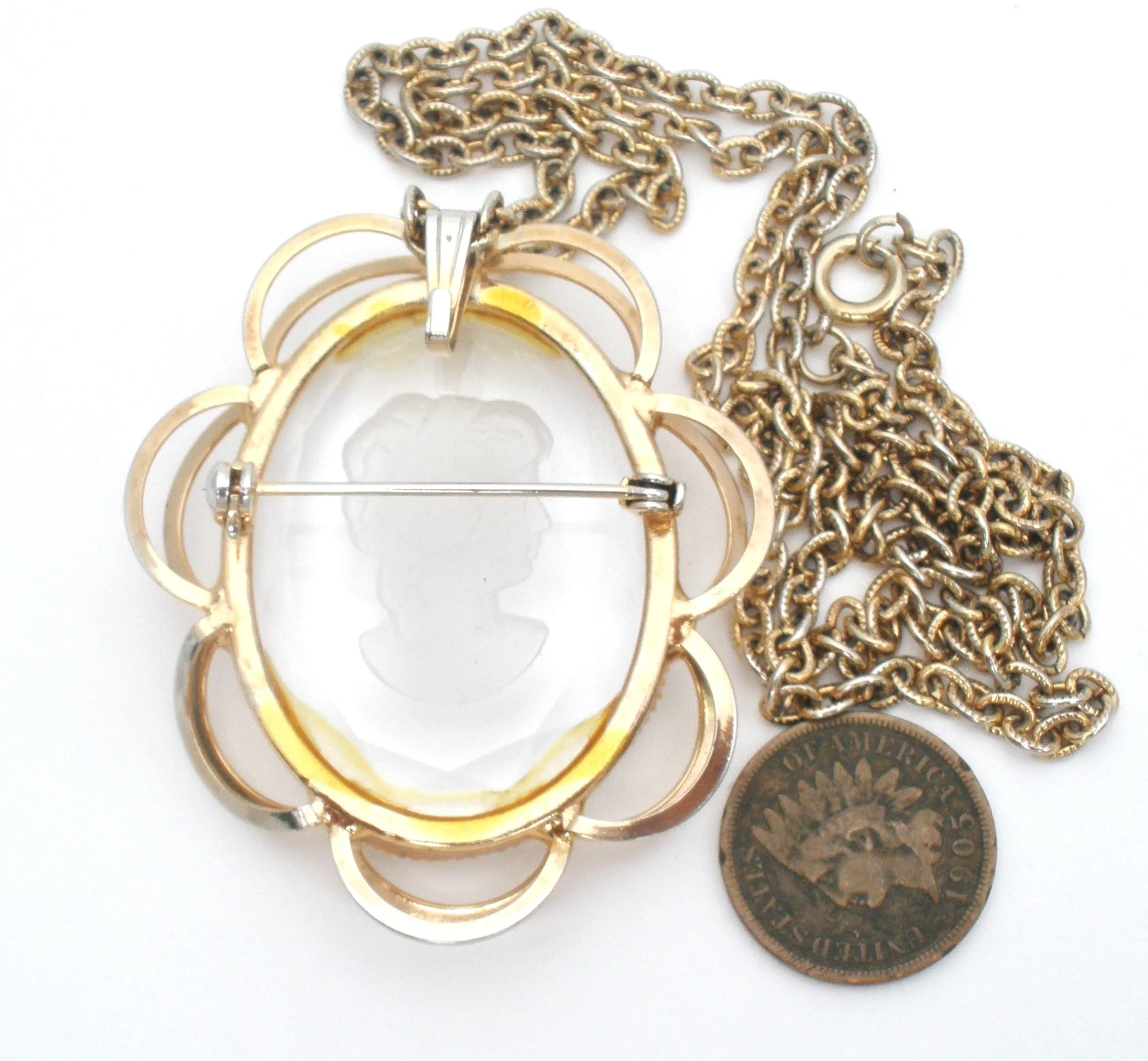 Vintage Clear Intaglio Pendant Necklace 24"